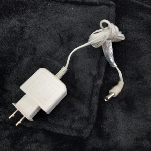 EUC Vtg IKEA Spoka Cat Color Changing Kids Night Light Up Ghost With Charger - Picture 7 of 7